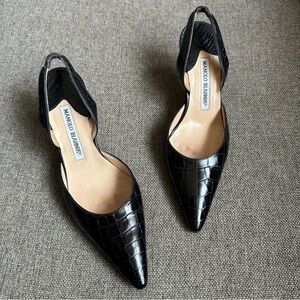 Vintage Manolo Blahnik black Carolyne crocodile heels